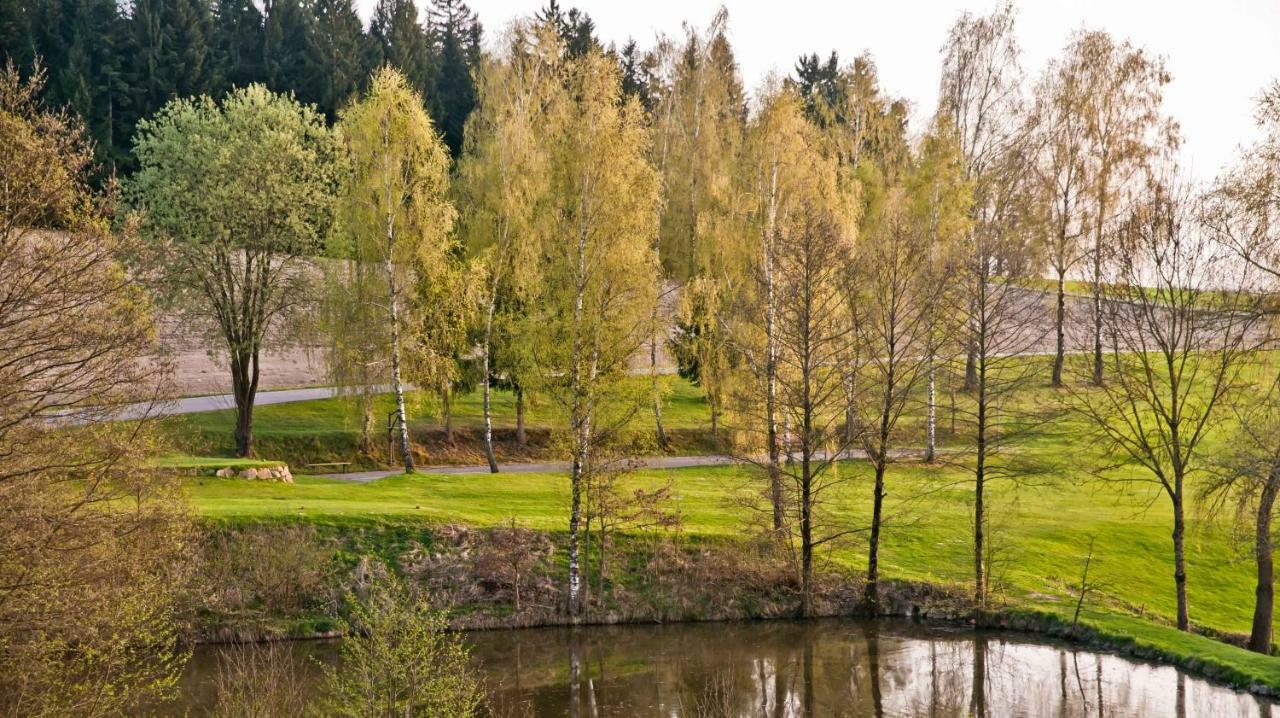 ホテル Topfit-Freizeitpark Freinberg エクステリア 写真